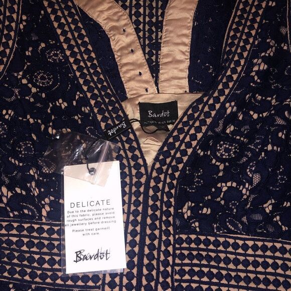 BARDOT Navy Lace Sheath Dress - BNWT - Picture 4 of 6